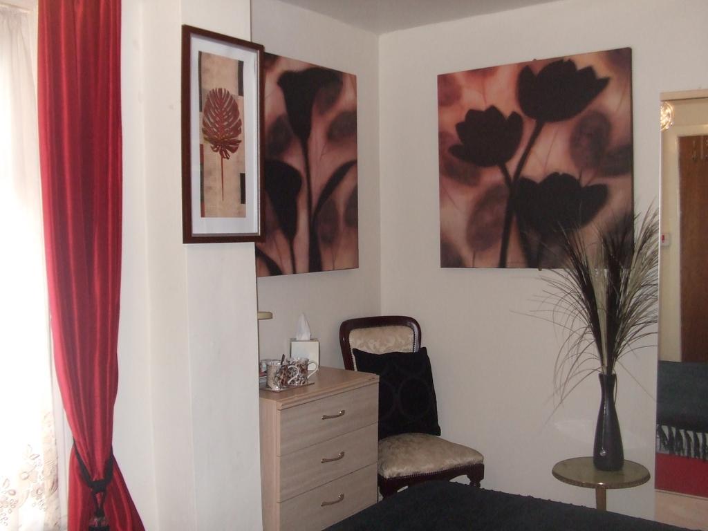 Cadeby Lodge Blackpool Phòng bức ảnh